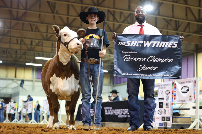 Winning heifer banner at Black Hereford Junior Nationals