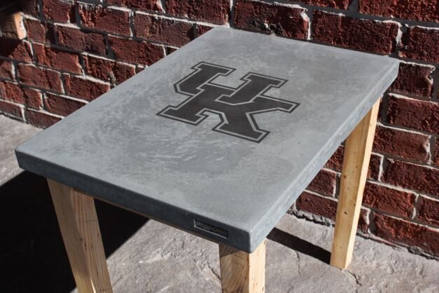 custom-concrete-UK-table