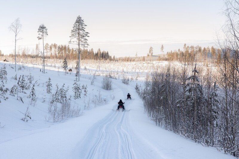 4.-Snowmobiling-1