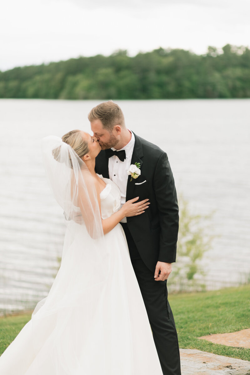 EmilyMcCaffertyPhotography_EisenbergWedding_Previews-52