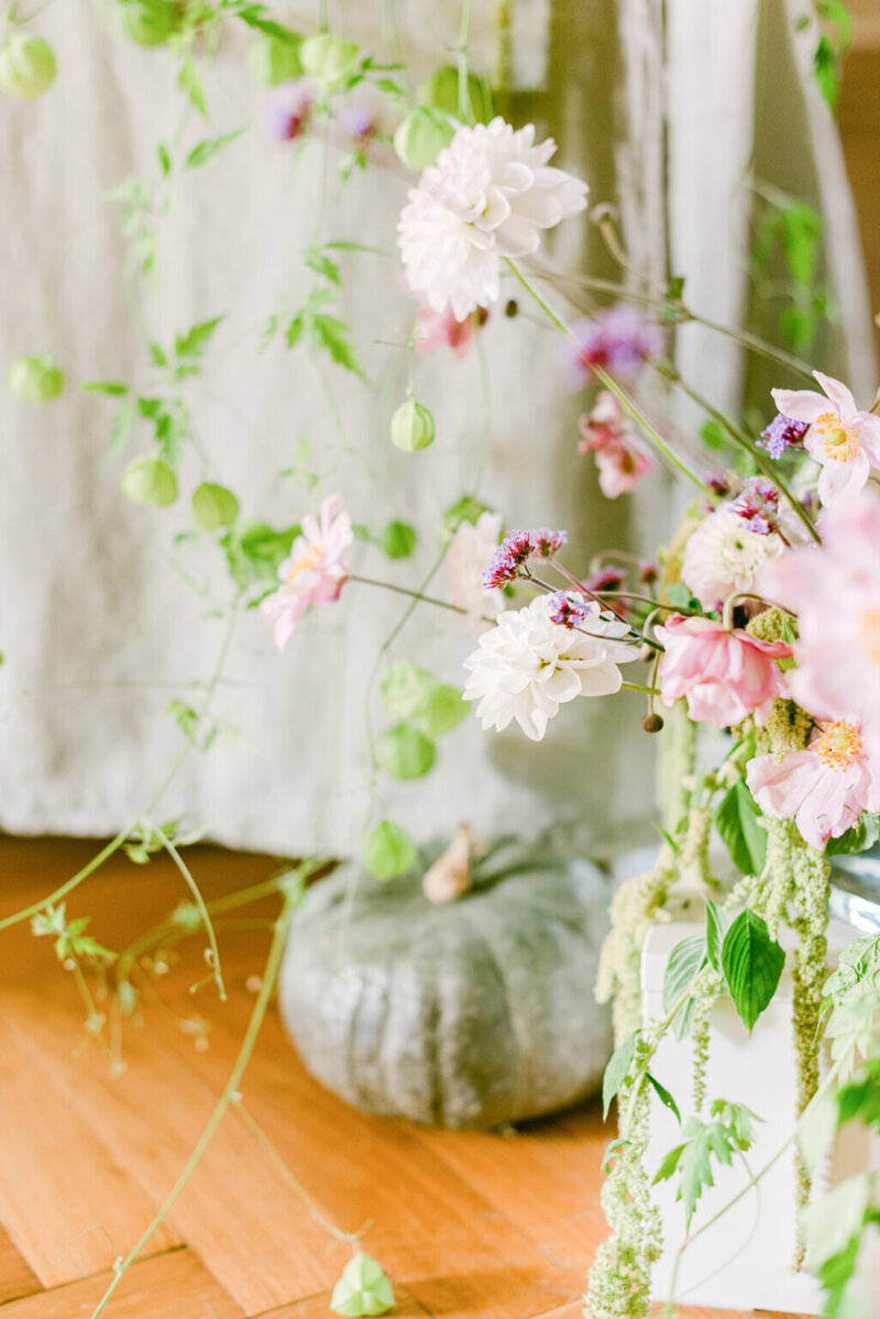 RI-intimateWedding-44-1025x1536