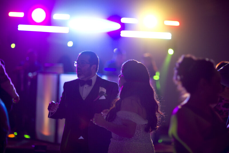 wedding reception-DJ-party-party lights-robin rogers photography