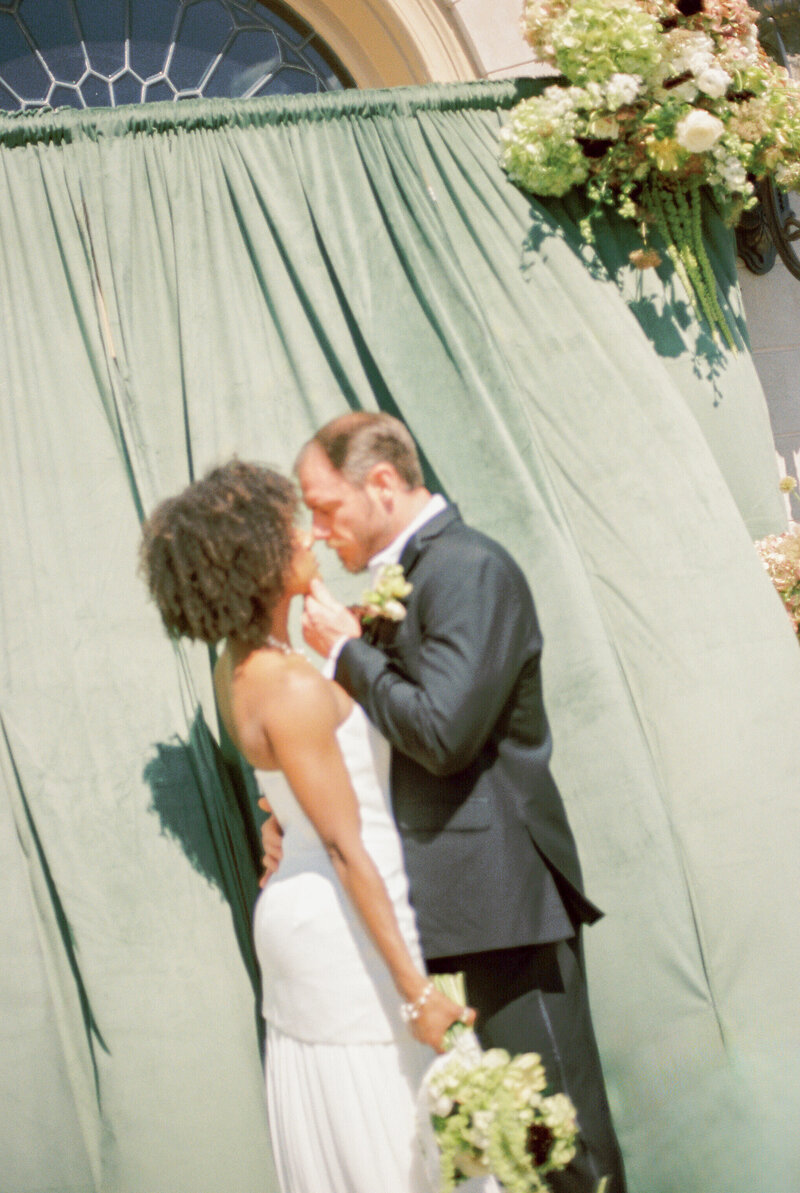 Virginia-Spring-Intimate-Wedding-Estate-at-River-Run-on-35mm-Film-7