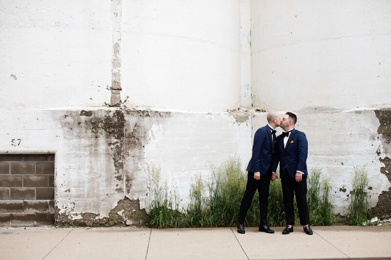 06-Minneapolis-Minimalist-Art-Deco-wedding-fig-2-design