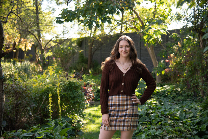 StrongsvilleOhioSeniorPhotosGardenviewHorticulturalParkPositivelyPortraits24