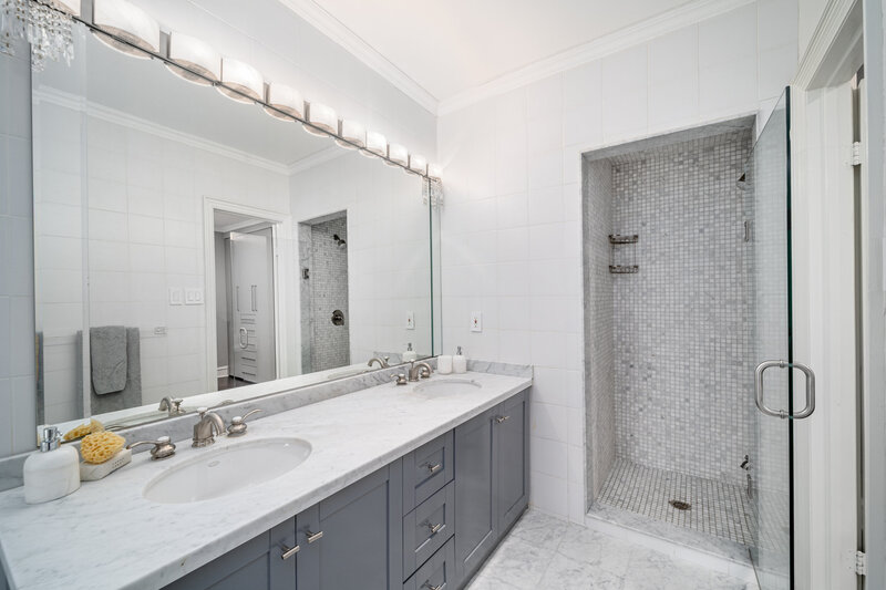 300 Avenue Road Unit 5 _041