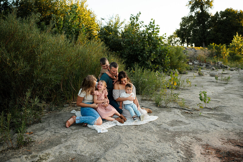 fall family photography session on site outdoor family on blanket