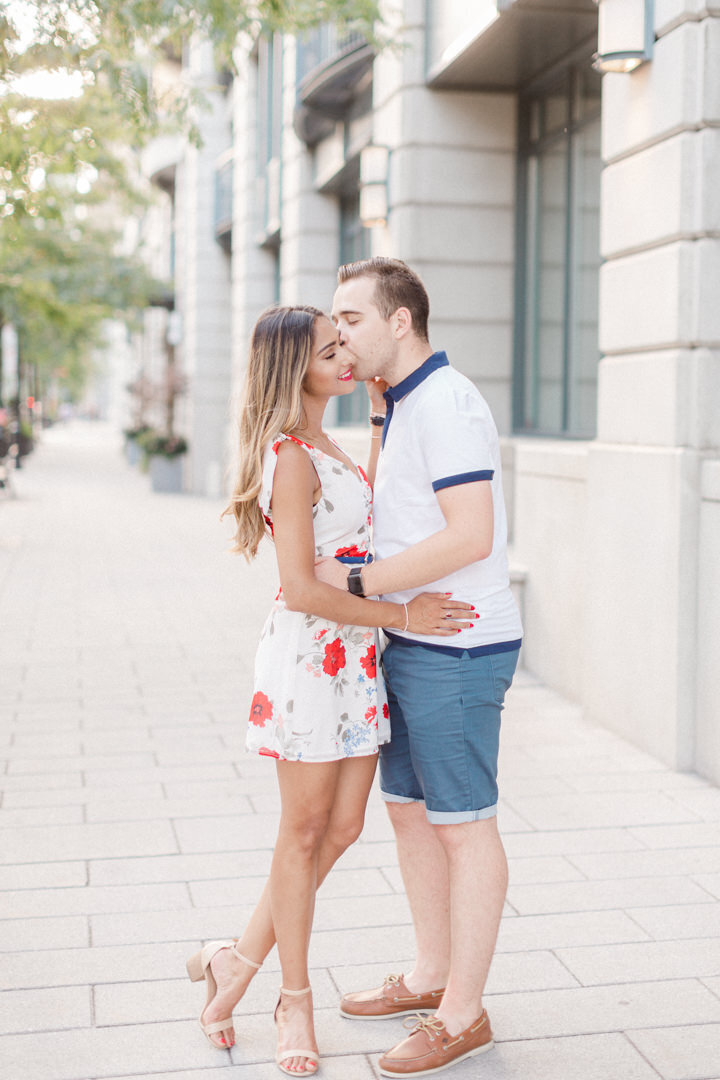 junophoto_old_montreal_old_montreal_chic_engagement_session-001