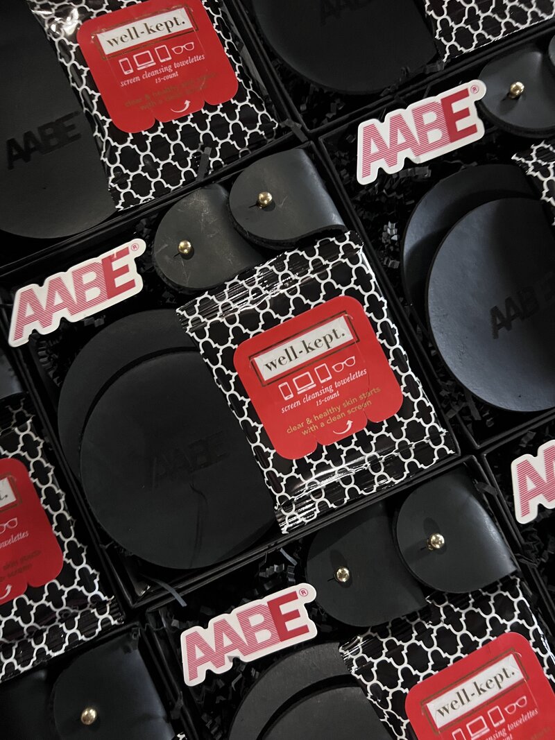 Customized corporate gifts, local  products for corporate gifts.