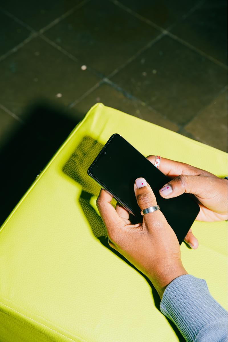 Visual representing modern strategic thinking and communication integrity in the digital age. This image highlights how UN(COMMON) helps clients grow with direction and integrity in their next phase