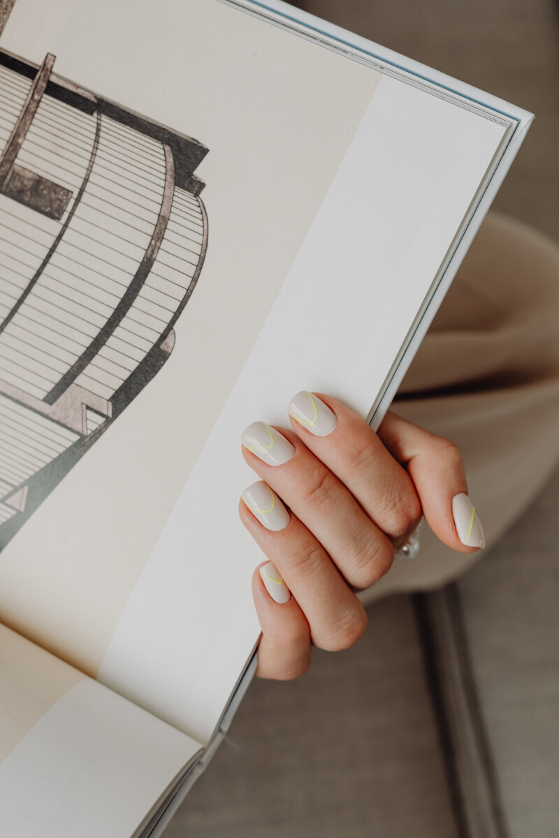 kaboompics_nails-27615