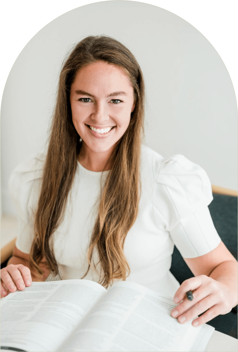 Nichole Andrews is an oncology registered dietitian nutritionist helping cancer patients and survivors improve their relationship with food.