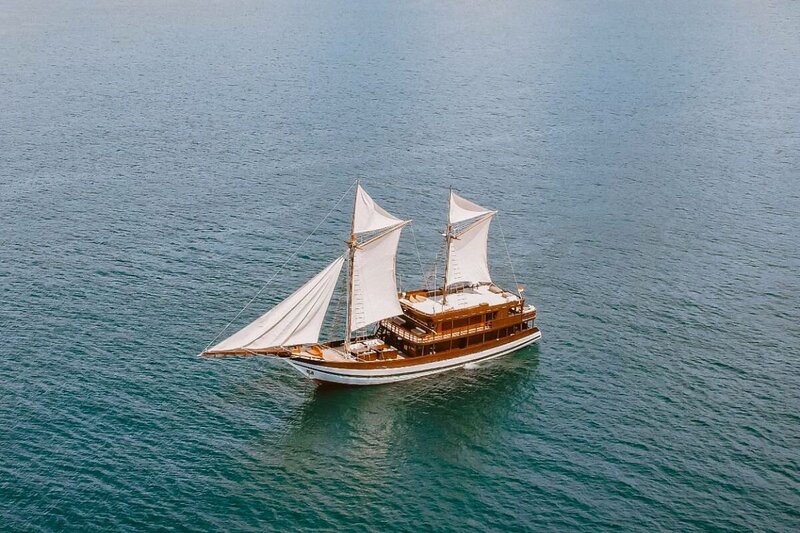 Experience the thrill of luxury yachting while exploring Indonesia's cultural heritage onboard Rascal