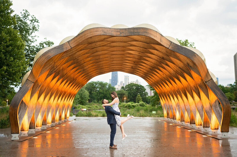 Couple at Lincoln Park's honeycomb by Chicago Engagement Photographer, Allysha Noelle Photography