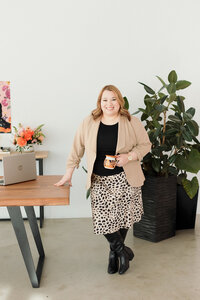 Cinthia-Onines-Business-Expert-in-Chicago-Illinois-16