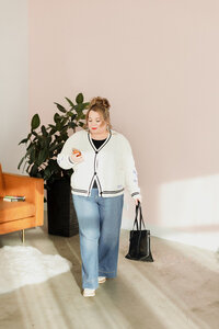 Cinthia-Onines-Business-Expert-in-Chicago-Illinois-02
