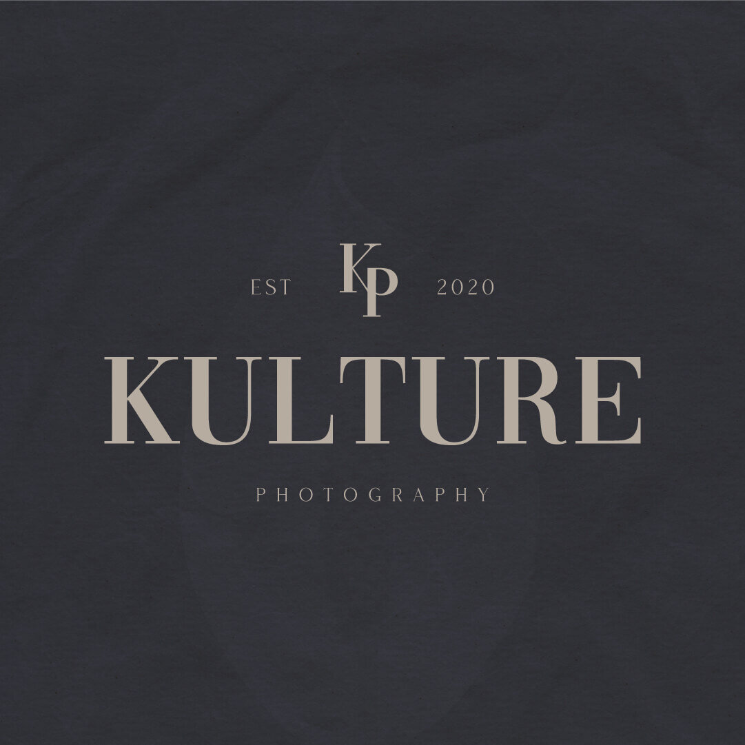 Logo Title 9