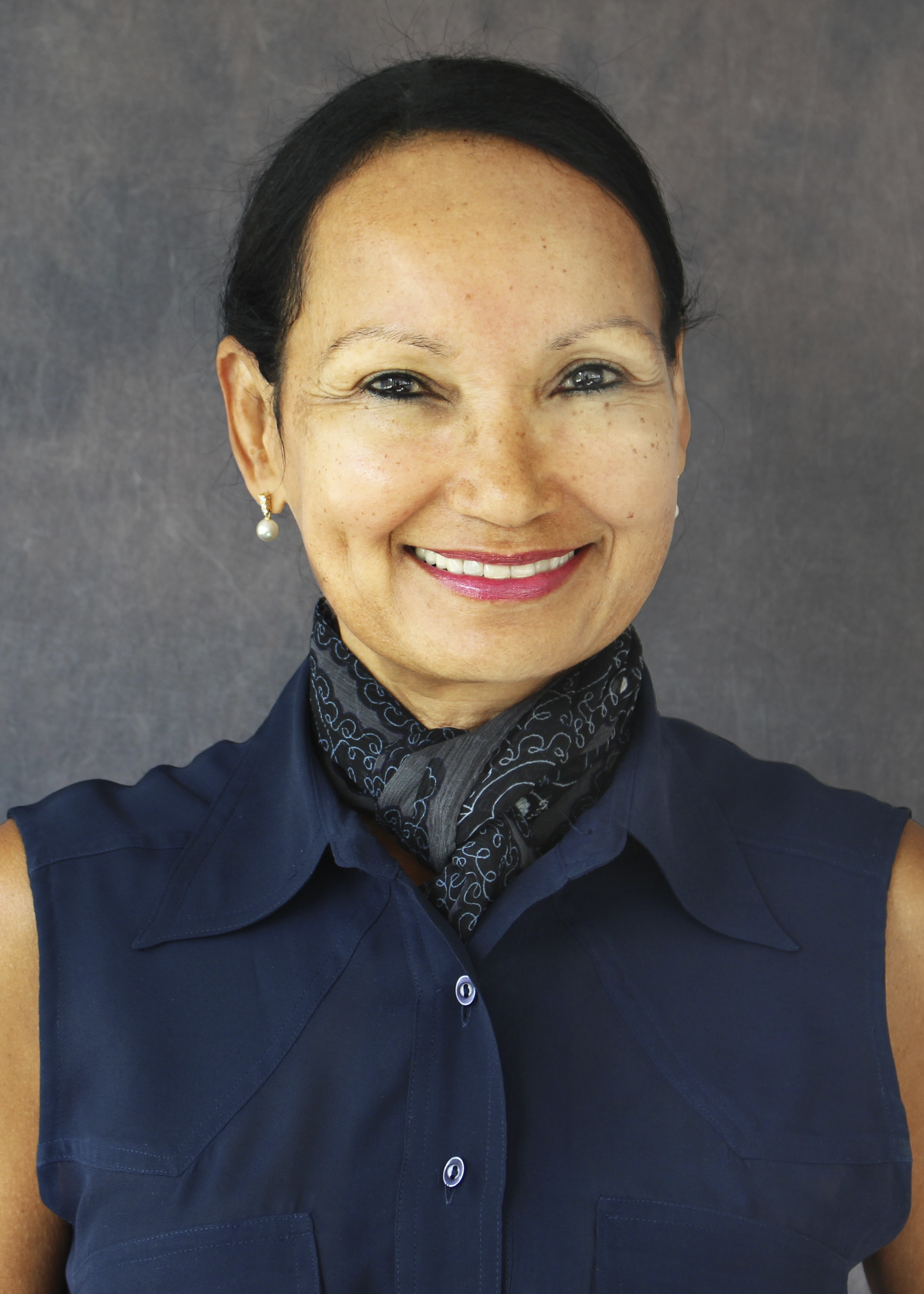 Lisa Newman Headshot