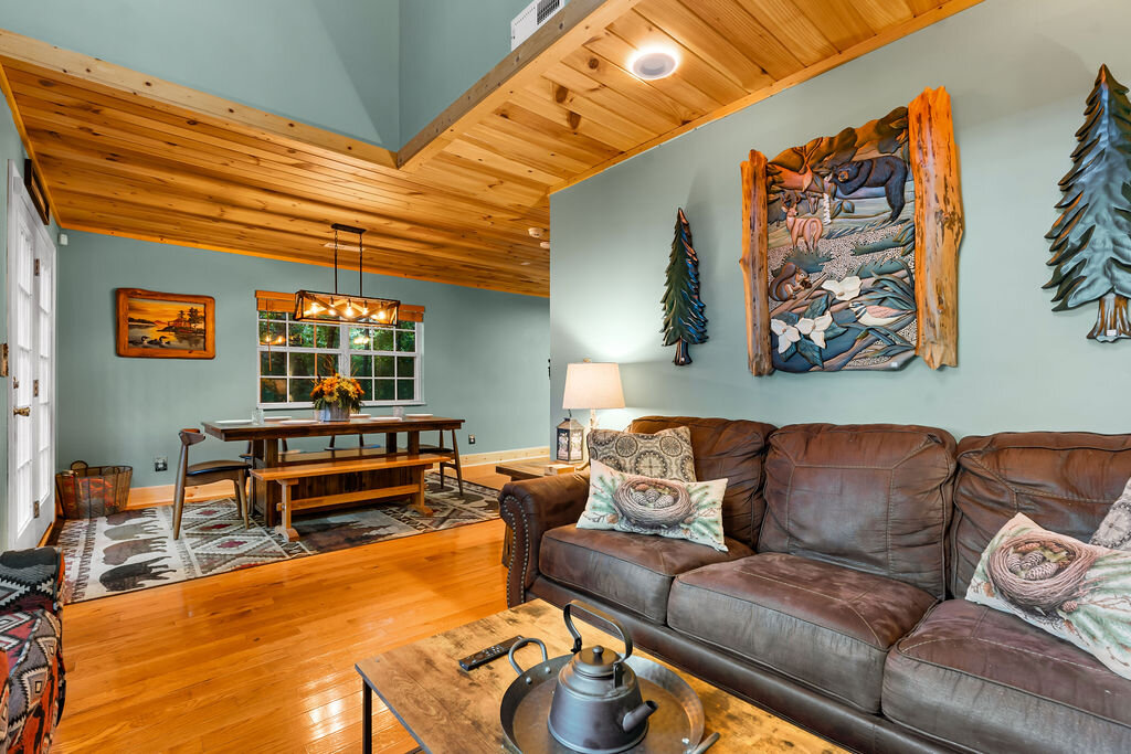 Sugar Bear Chalet