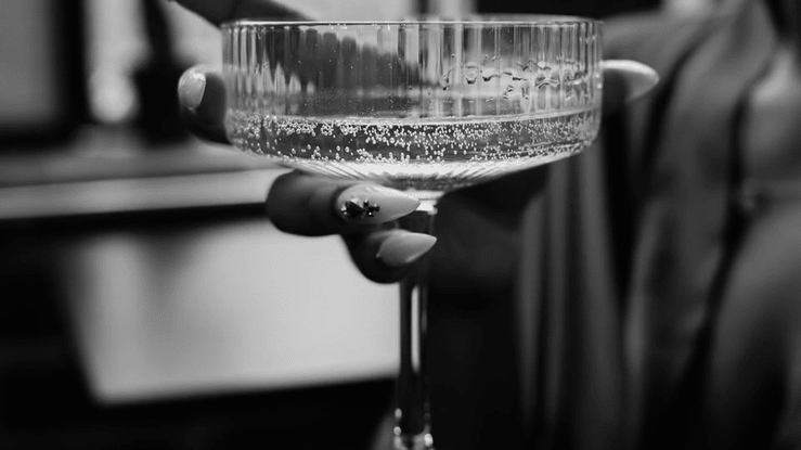 wine glass slow-high