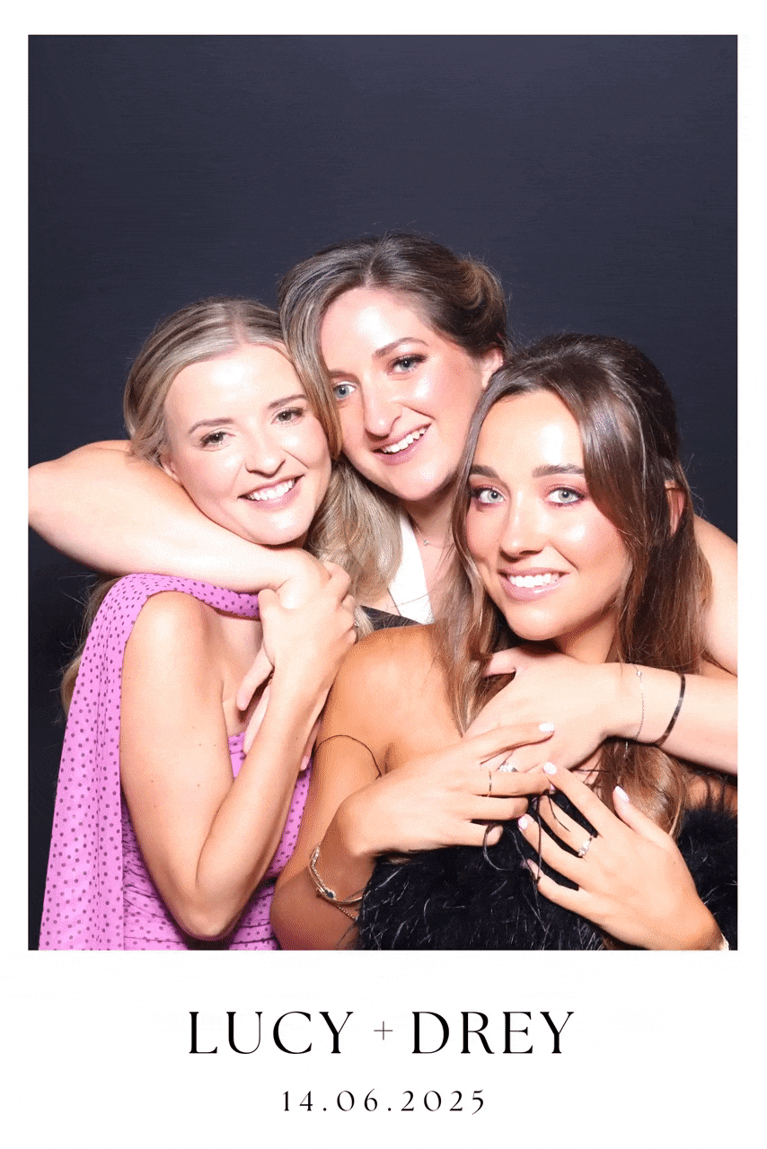 photobooth_london_essex_weddings_25