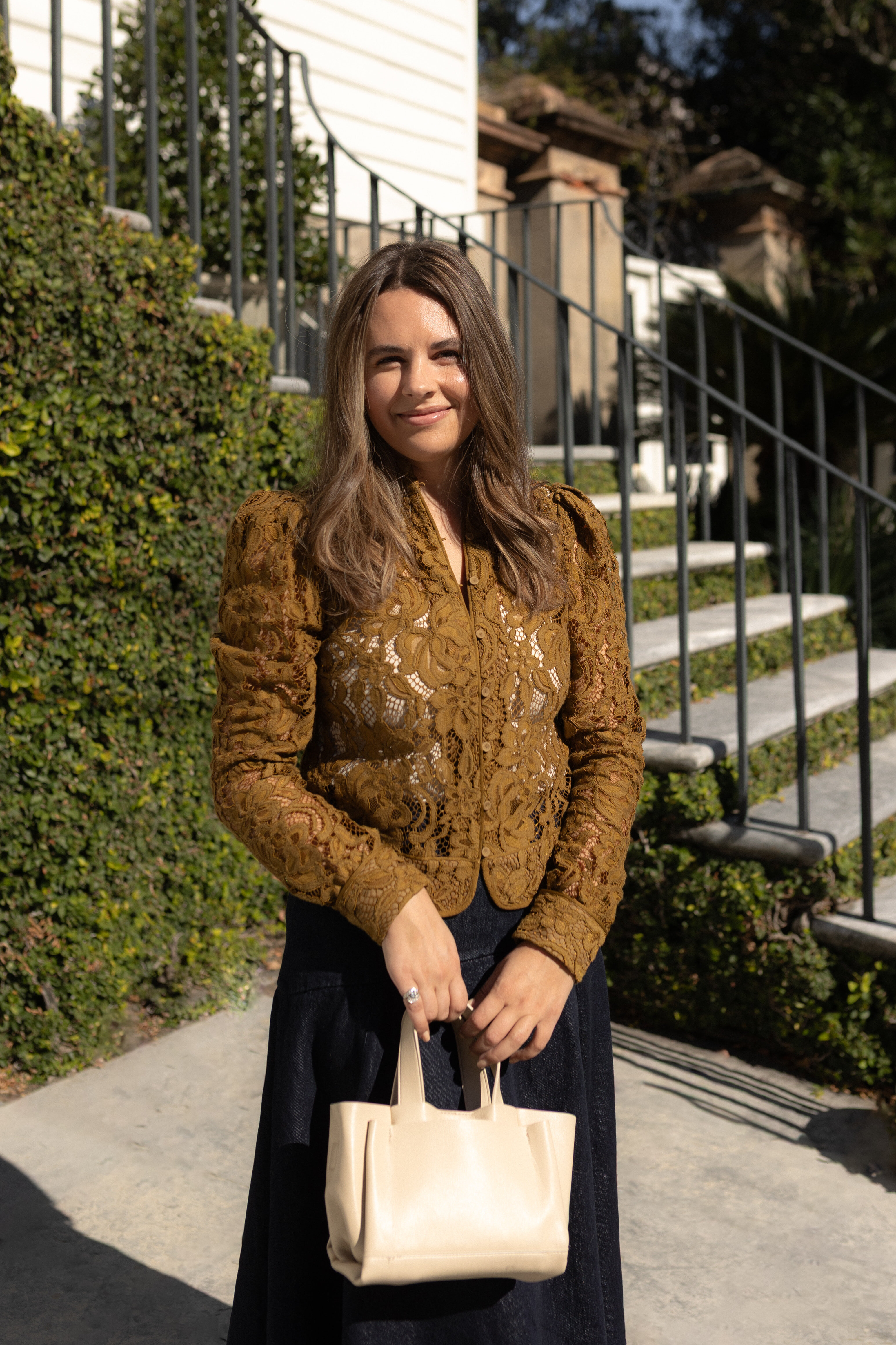 Descriptive Alt Text