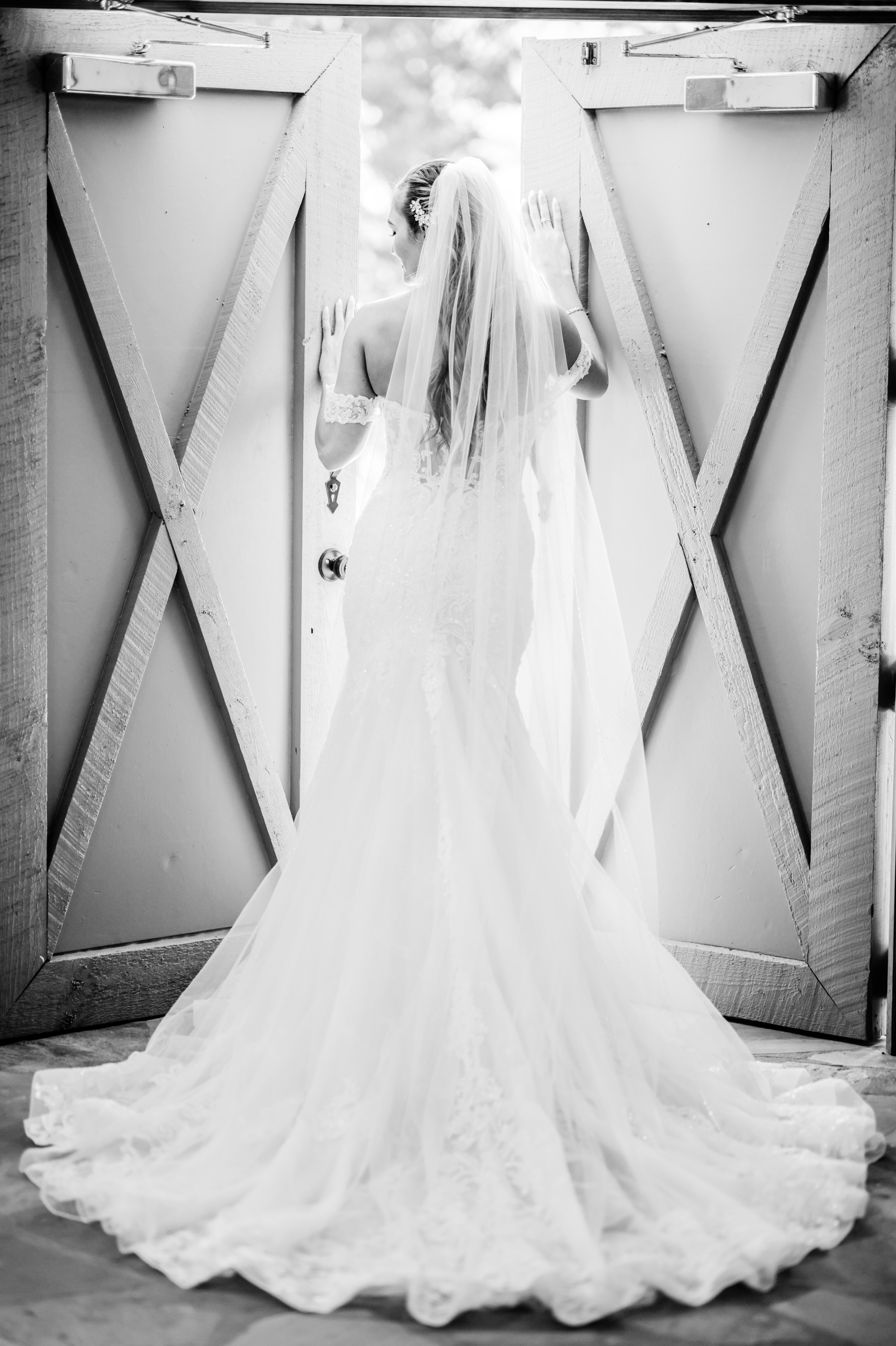 Tips for Stunning Bridal "Getting Ready" Photos full of Joy and authenticity