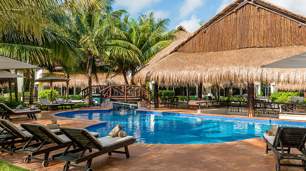 El Dorado Casitas pool