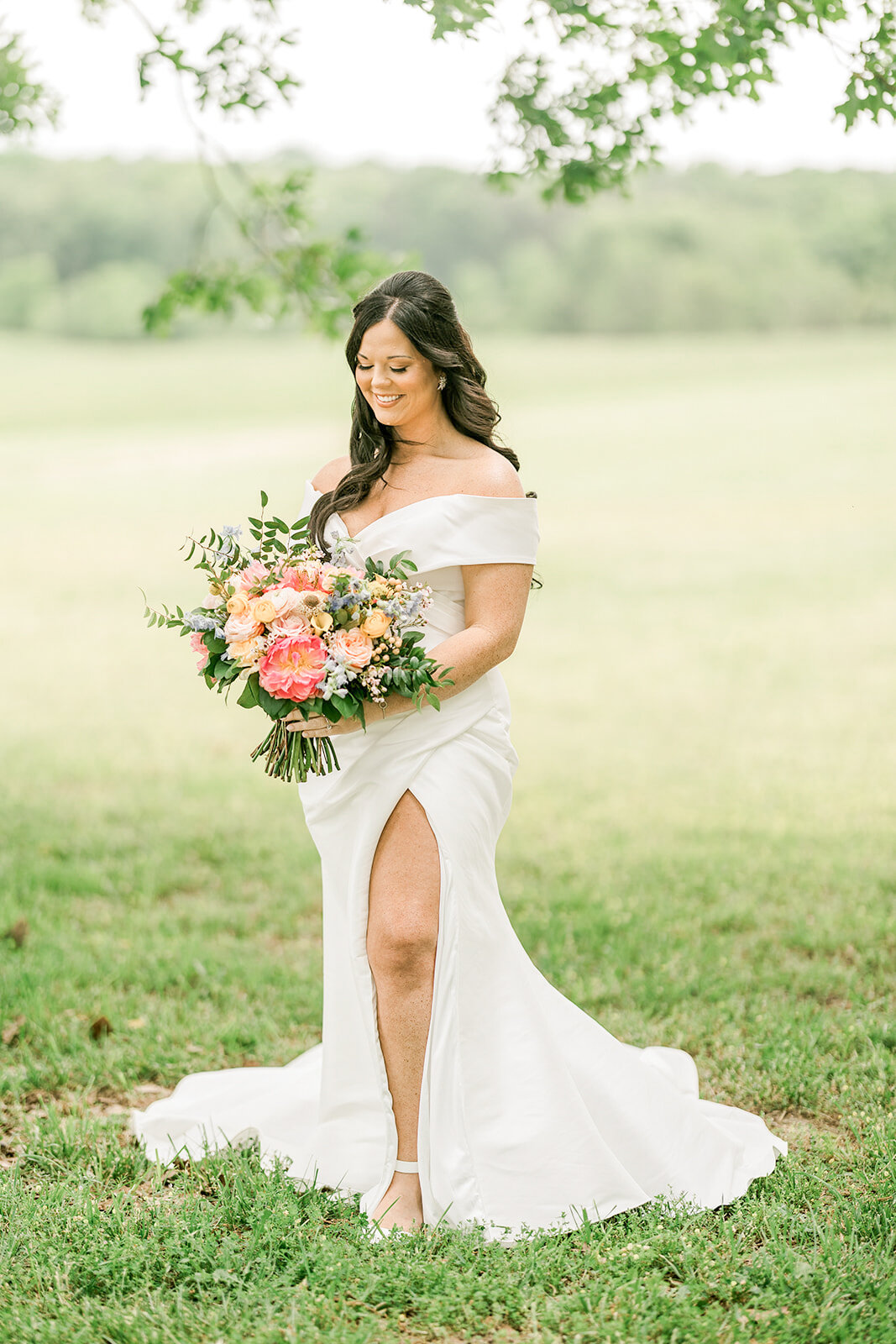 Tips for Stunning Bridal "Getting Ready" Photos full of Joy and authenticity