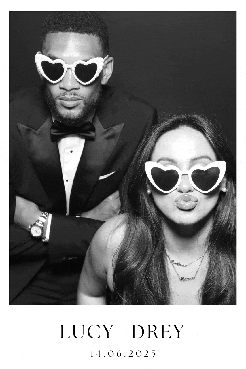 photobooth_london_essex_weddings_23