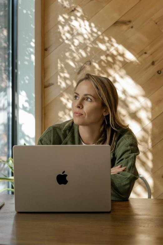 Jenni Davies, launch copywriter and founder of Chill Creative