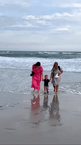 Emerald Isle NC Beach photographer with toddlers and kids and children