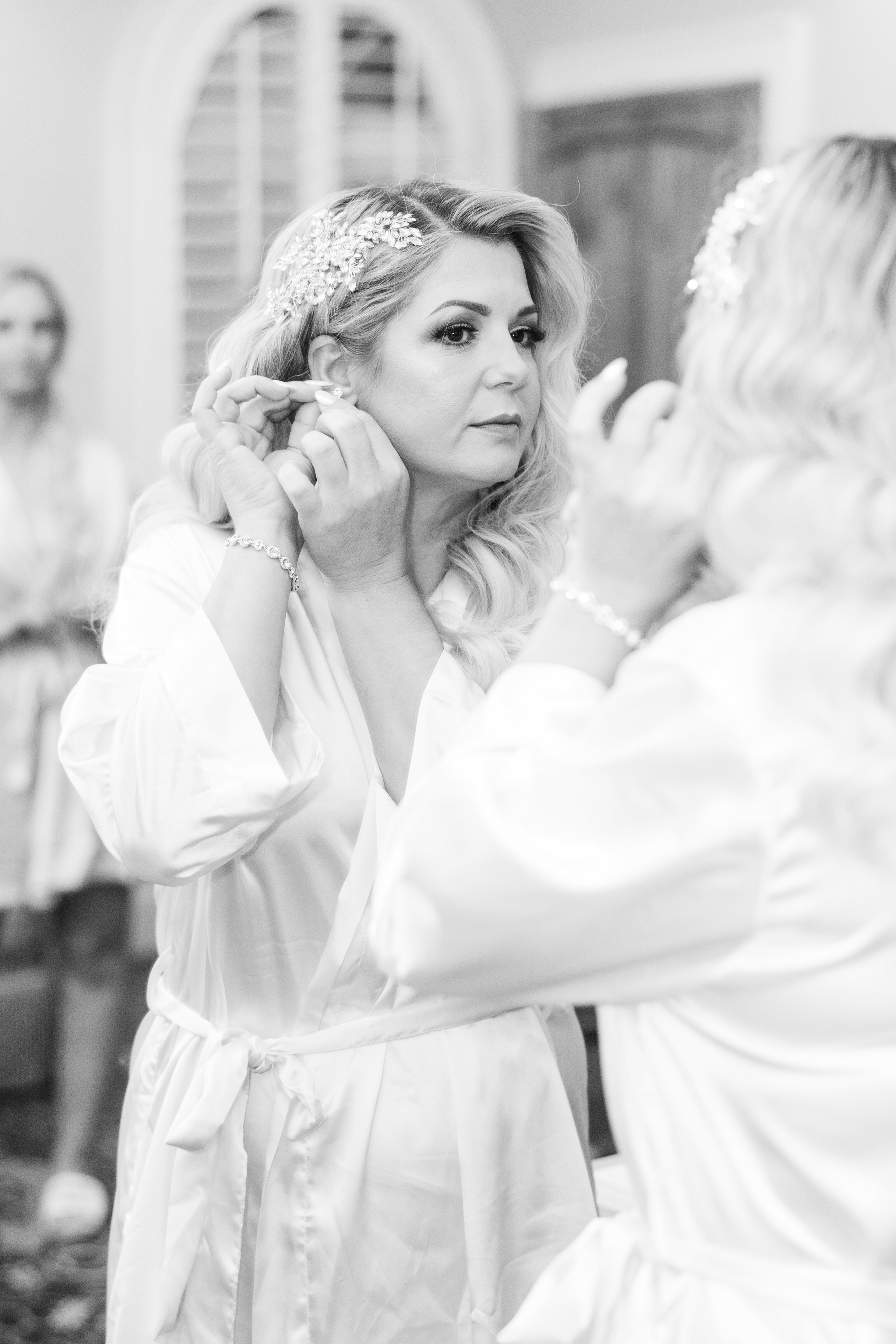 Tips for Stunning Bridal "Getting Ready" Photos full of Joy and authenticity