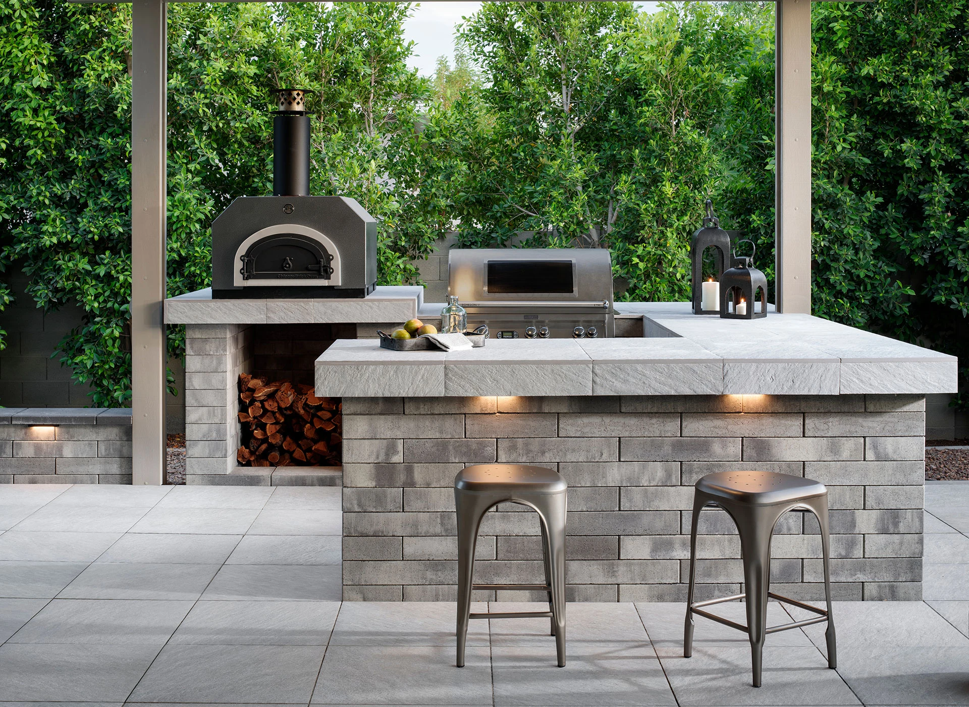 Full Outdoor Kitchen