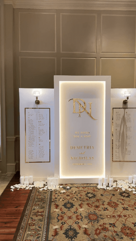 Pixels and Wood Creative_North Carolina Wedding_Seating Chart Signage