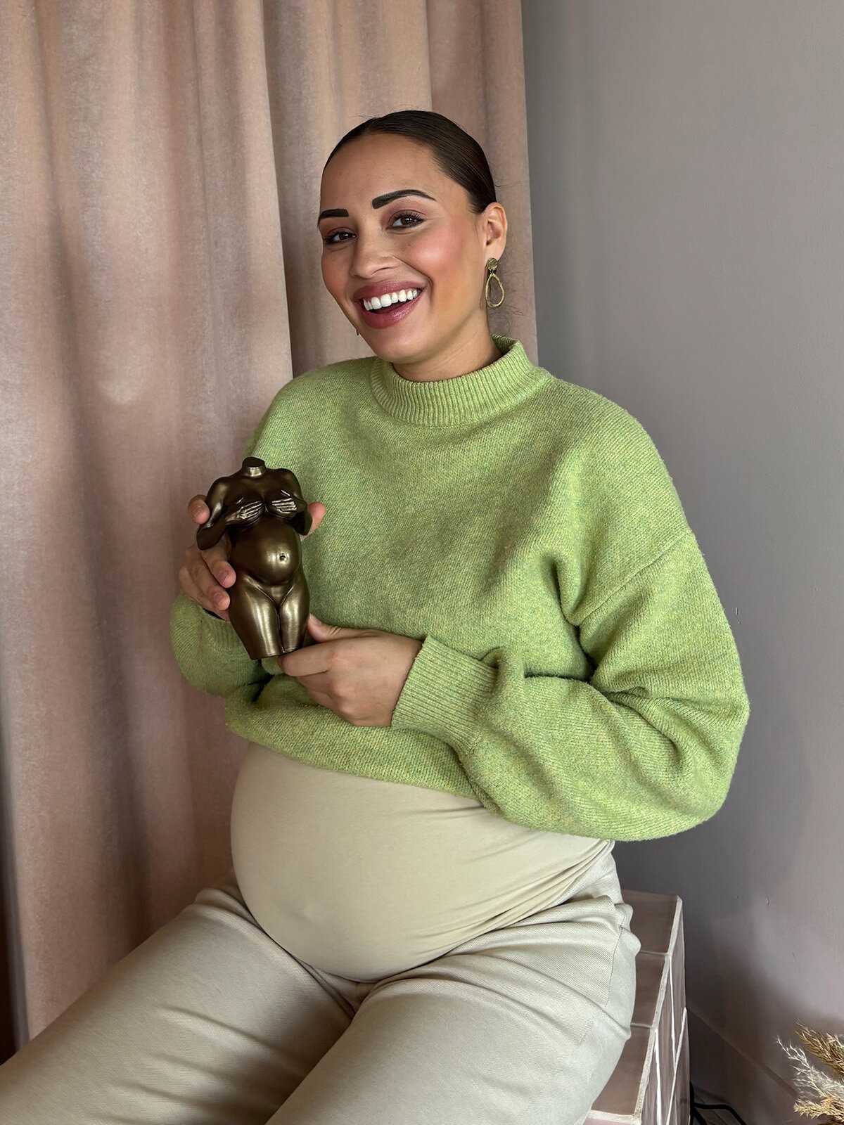 BellySisters Zwangerschapsbeeld @debbiedhillon