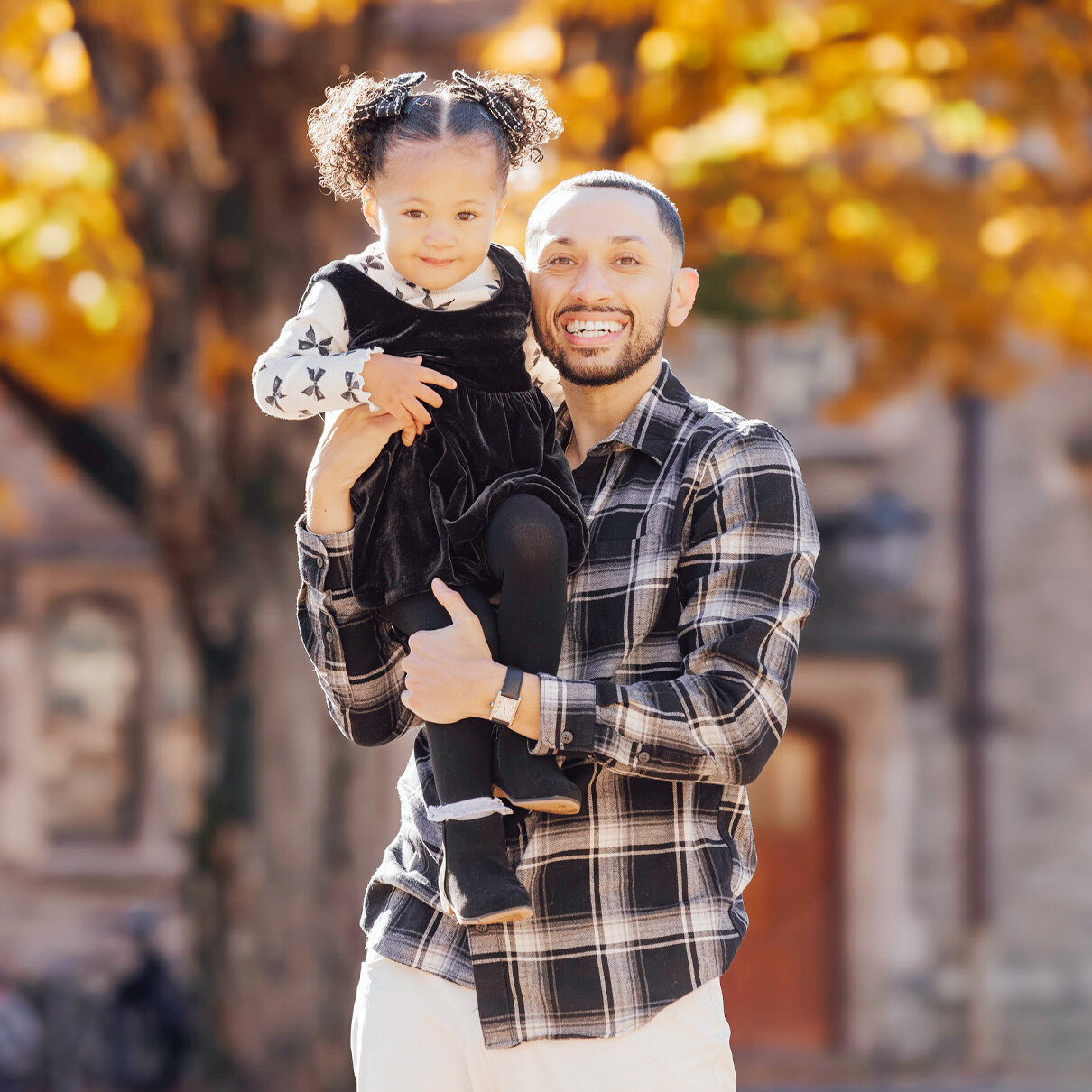 Princeton University Family Portrait | Fall Photo Session on Campus | Princeton, New Jersey