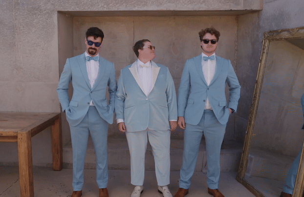ZOEANDBROS-ezgif.com-crop