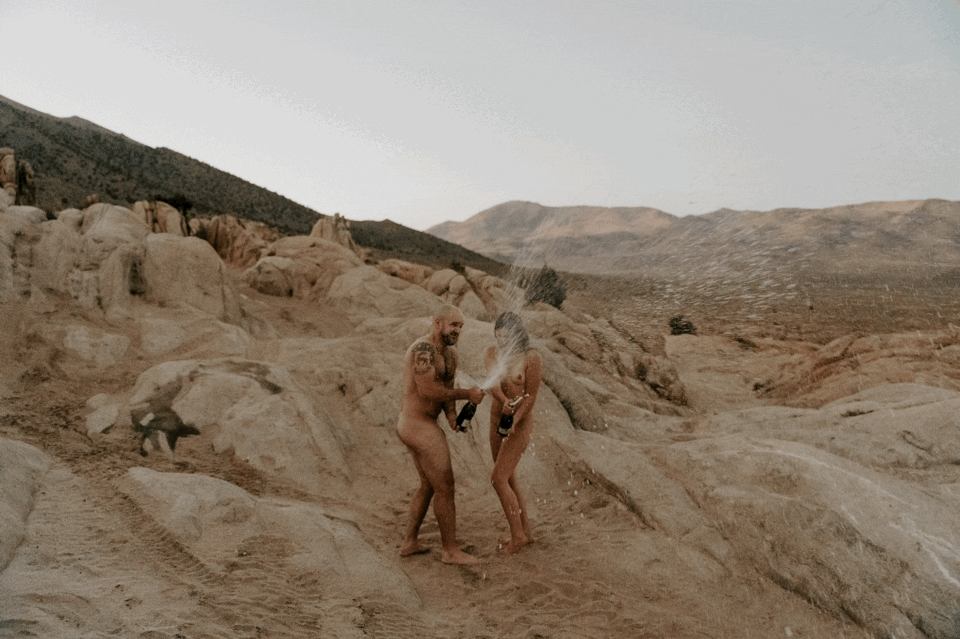 outdoor couples boudoir