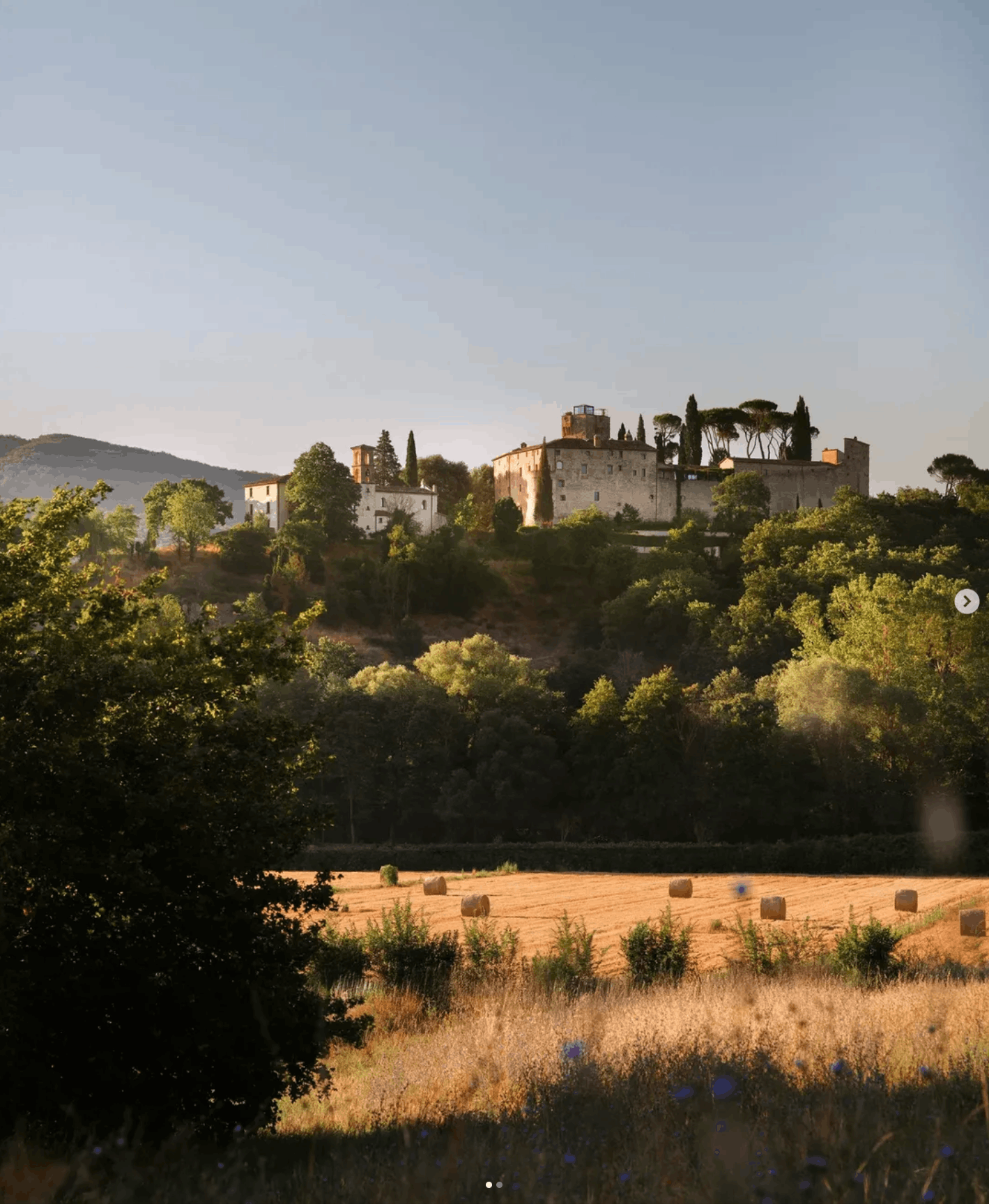 Tuscany wedding venue Castello” di Reschio
    style=
