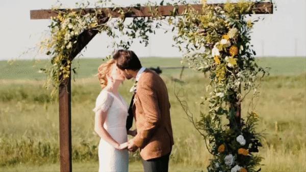 Floral-Field-Design-Bespoke-Wedding-Floral-Styling-Calgary-Alberta-Videos-4