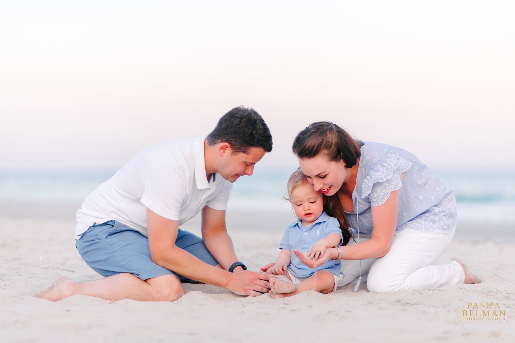 Family Picture Ideas at the Beach