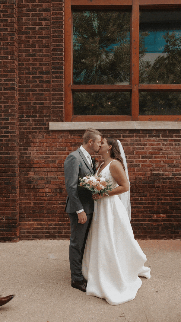 wedding gif from the monarch in crossroads kc. bridal party photos that arent boring