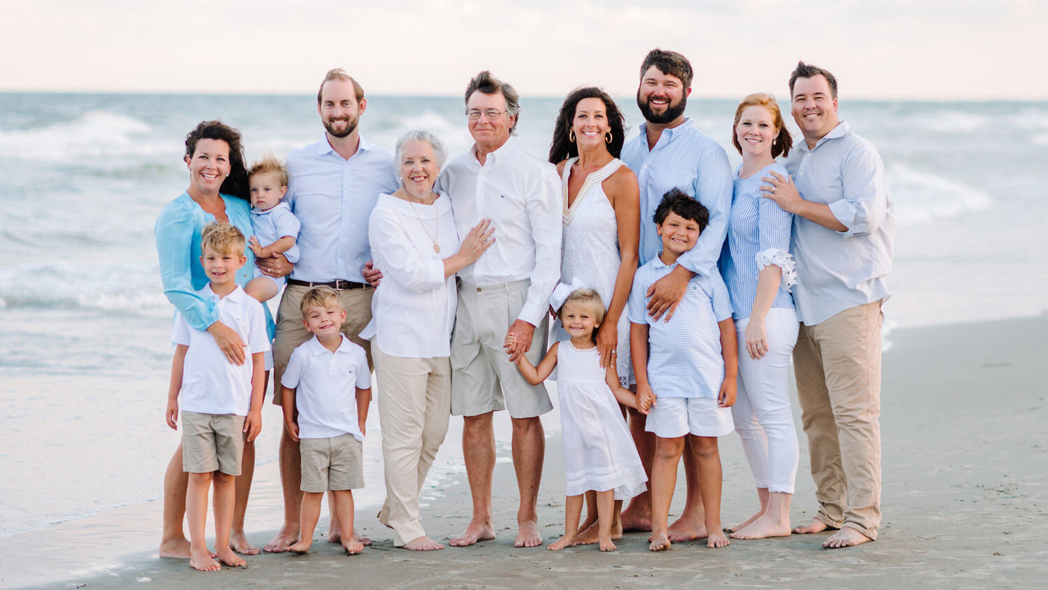 beach photoshoot ideas family - Elina Coward