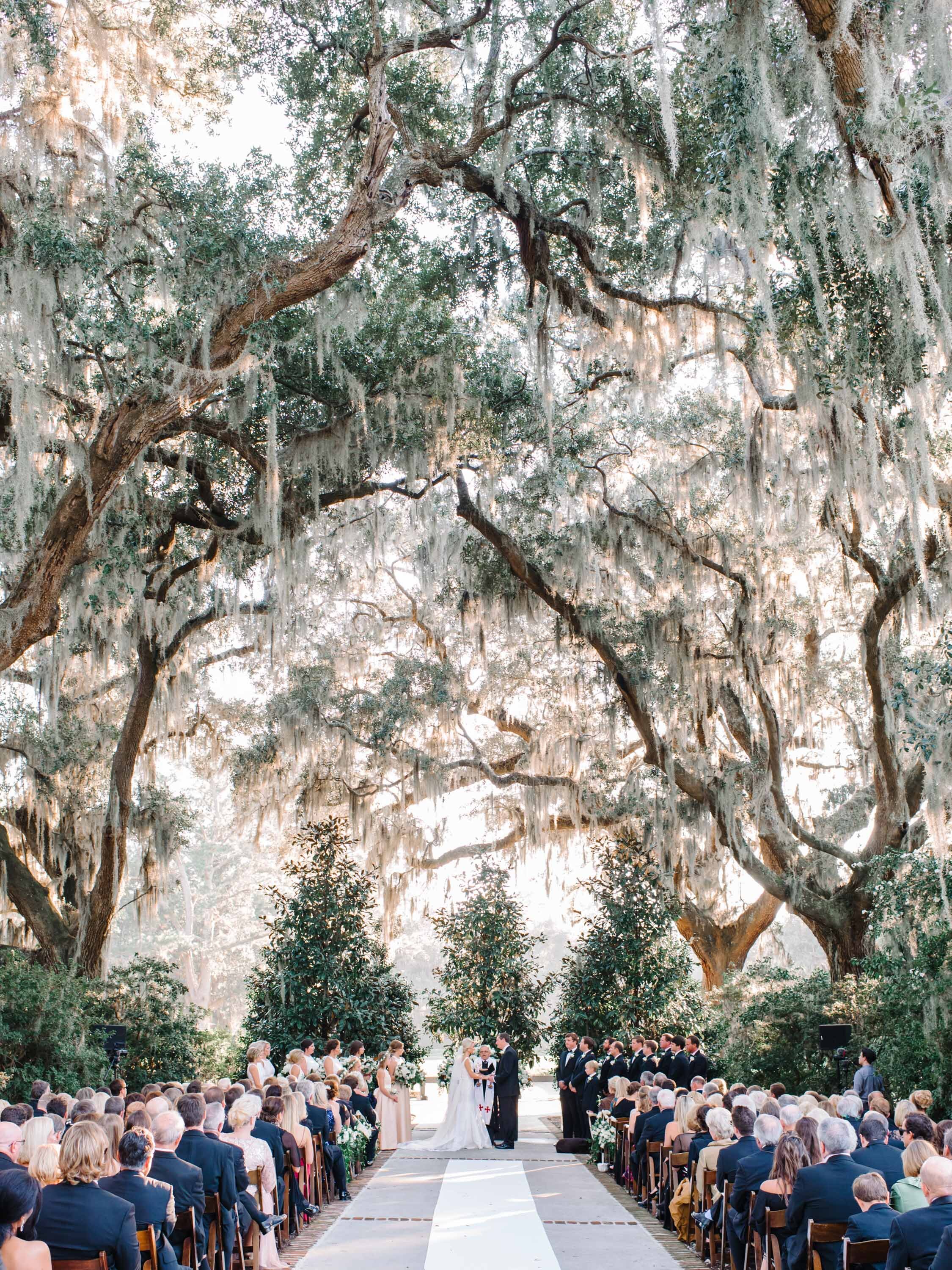 Caledonia Golf and Fish Club - Wedding Photo Ideas - Caledonia Golf and Fish Club Wedding Photography