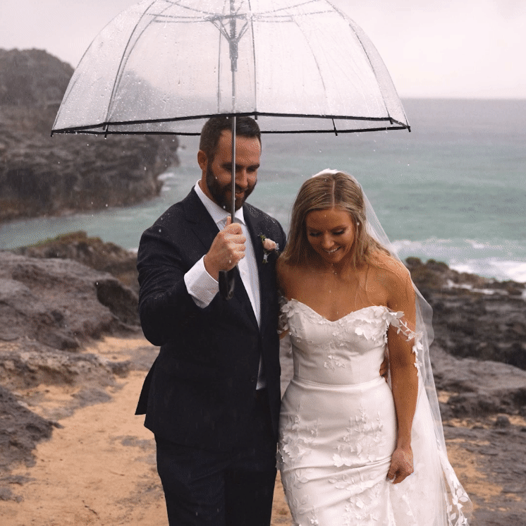 Hawaii Elopement with Umbrella