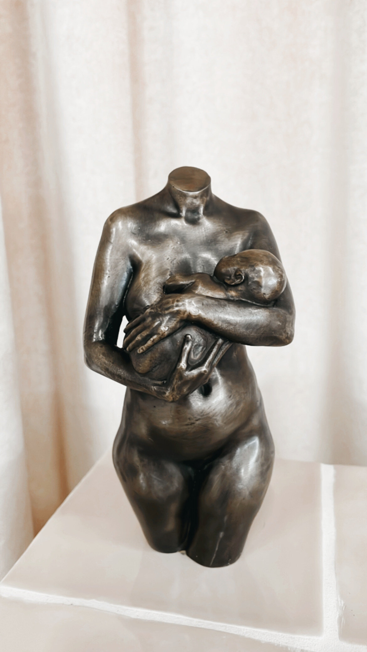 BellySisters Zwangerschapsbeeld Brons Gegoten