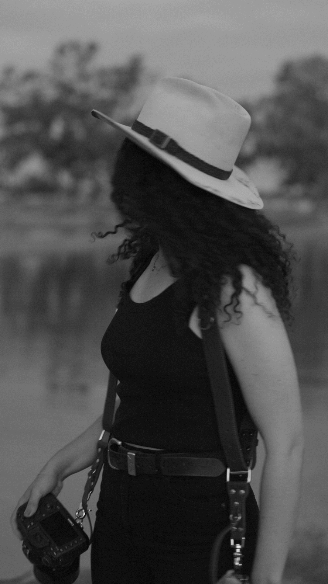 woman in a cowboy hat